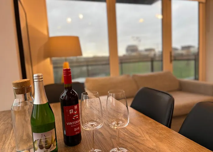 Habitación en casa particular Luxurious Entire With Grand Living Space And Panoramic Balcony Views Dublín