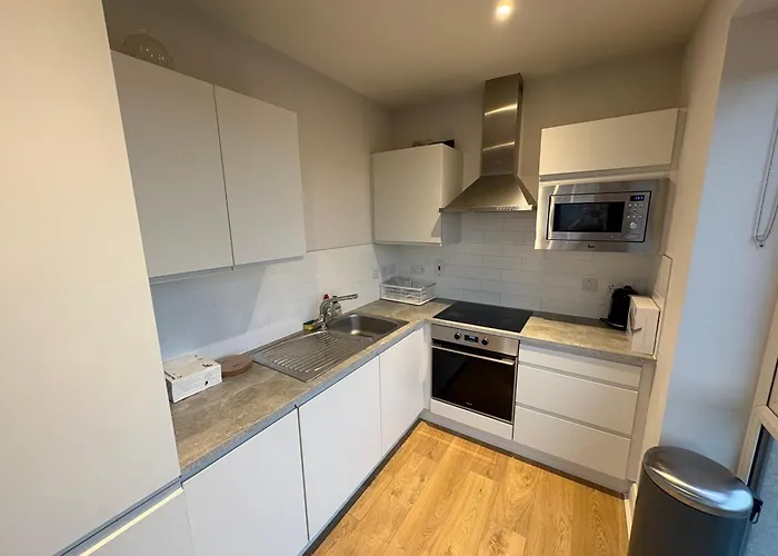 Δωμάτια σε οικογενειακή κατοικία Luxurious Entire With Grand Living Space And Panoramic Balcony Views Δουβλίνο